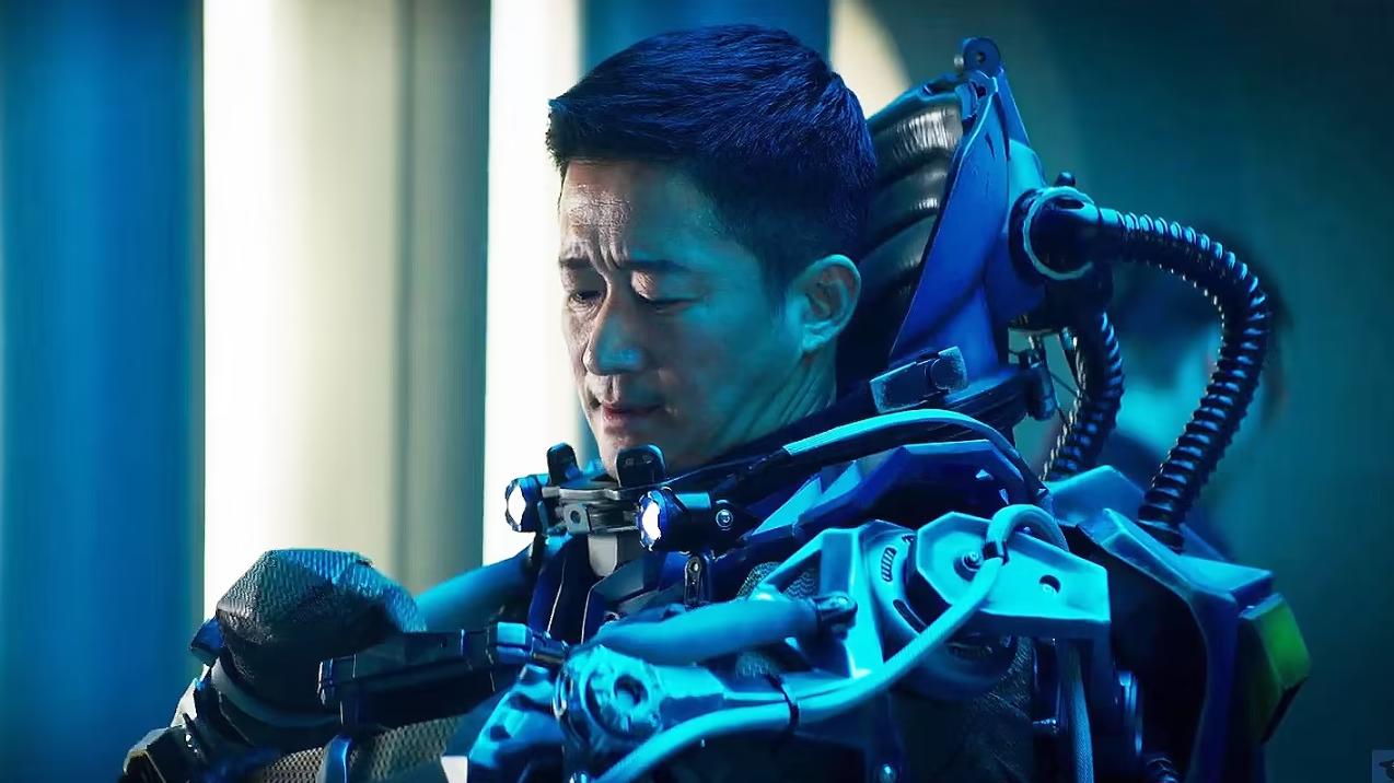 吴京、杰森·斯坦森主演！《巨齿鲨2》预告首曝