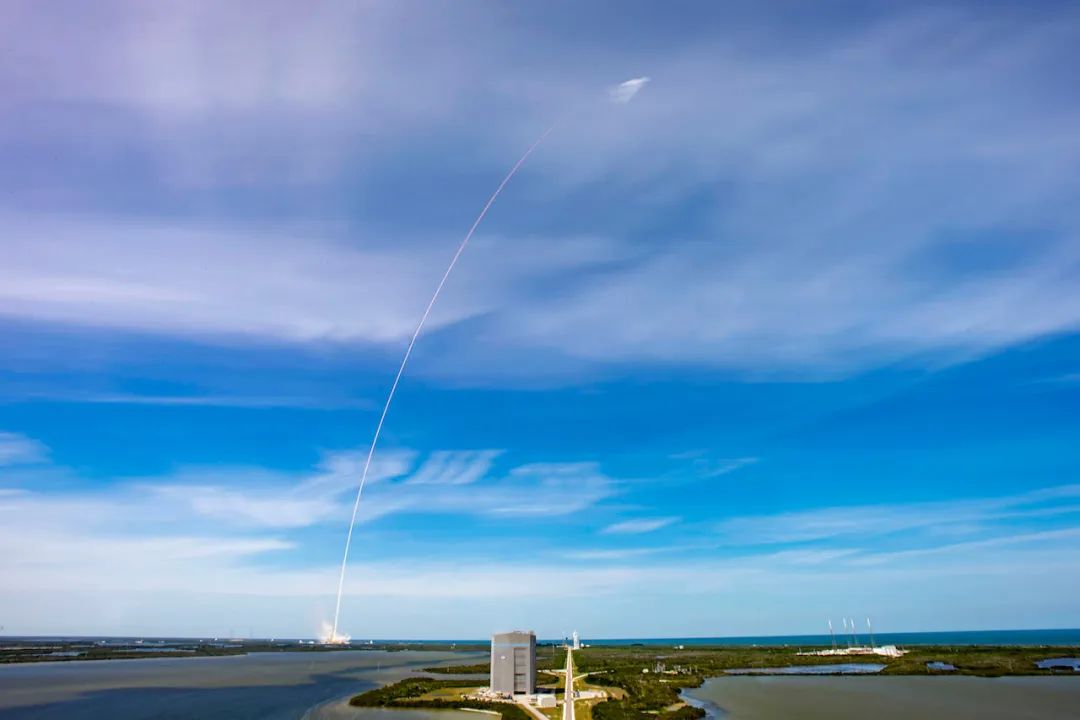 SpaceX发射世界上第一颗5G卫星