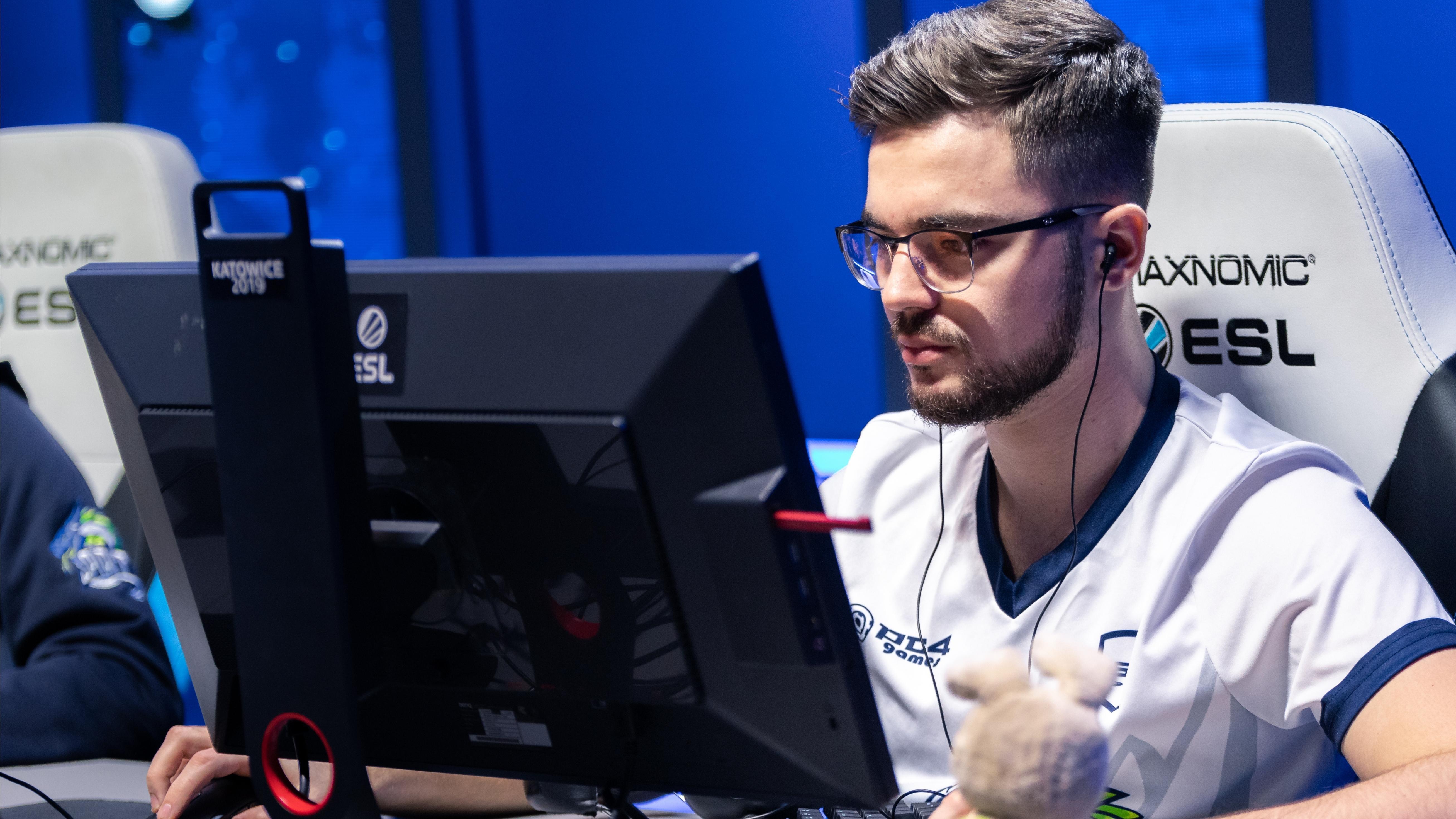 cis媒体人回忆navi转会:我推荐的perfecto,navi也曾考虑jame和ye