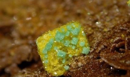 不得了！我國發現萬噸至十萬噸級鈾礦牀：鈾-235是最基本核燃料