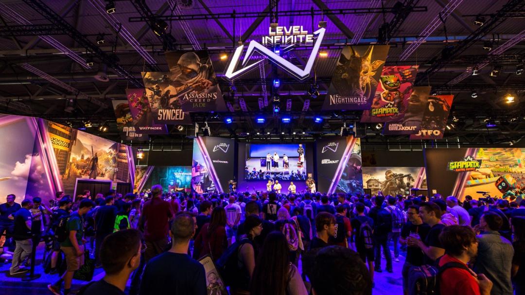 腾讯史无前例的远征